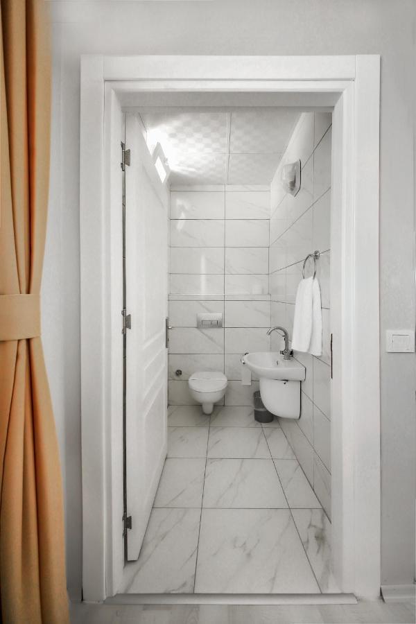 Adam Apart Hotel Анталия Екстериор снимка